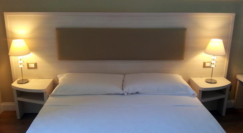 Opera Relais Bed & Breakfast เมสซีนา ภายนอก รูปภาพ