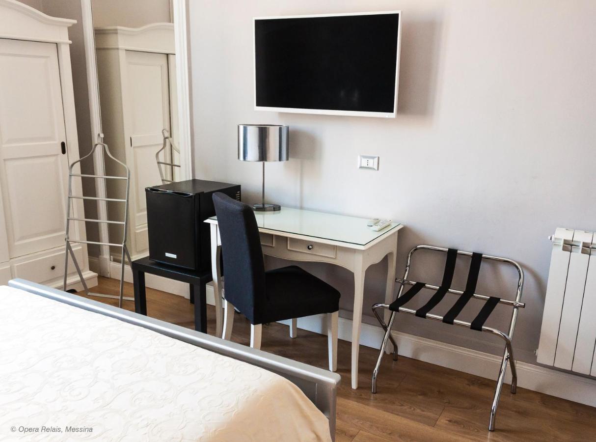 Opera Relais Bed & Breakfast เมสซีนา ภายนอก รูปภาพ